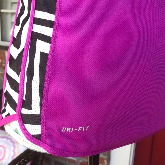Nike Dry Fit Workout Shirt - Picture 3 of 6
